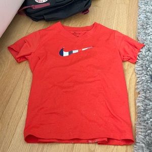 nike tee